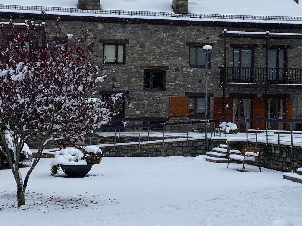 Fantastico Apartamento Con Jardin En Castiello De Jaca Vut Hu-20-007 Zewnętrze zdjęcie